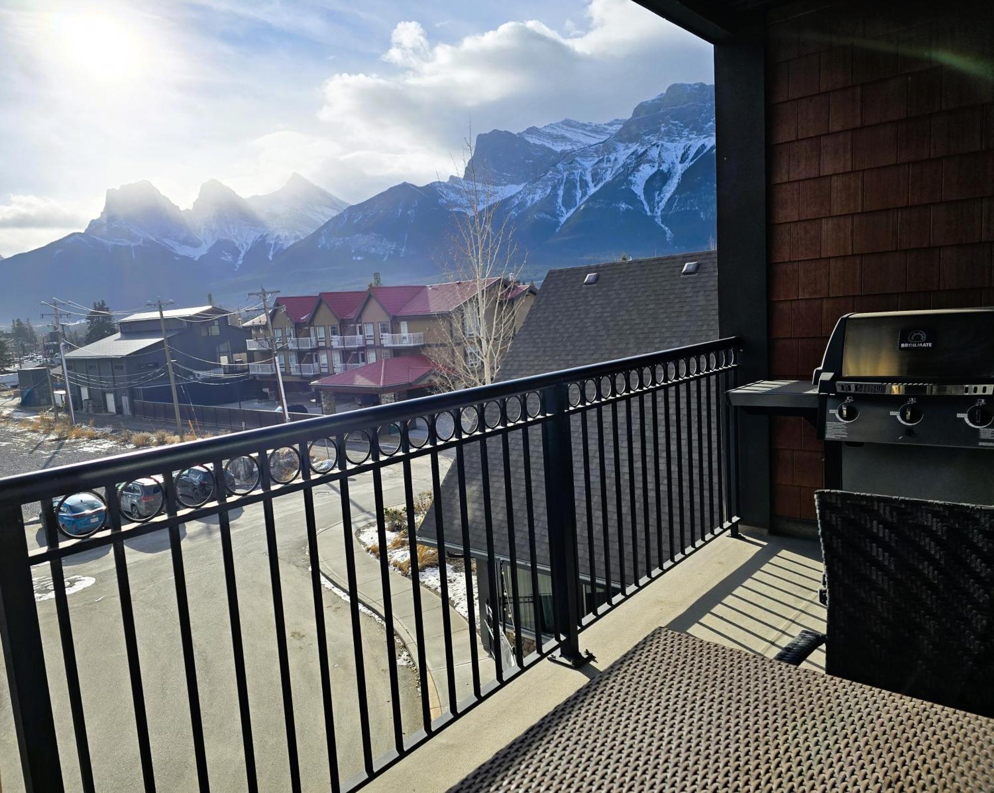 Paradise Resort Club And Spa Canmore Eksteriør billede