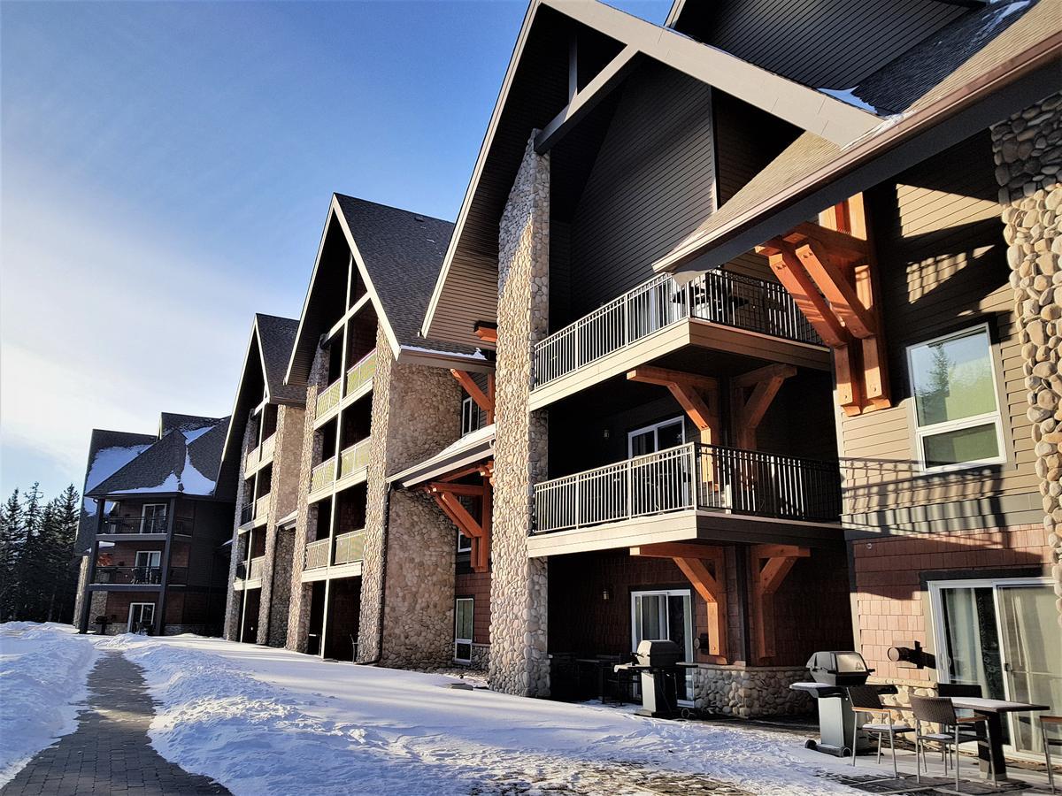 Paradise Resort Club And Spa Canmore Eksteriør billede